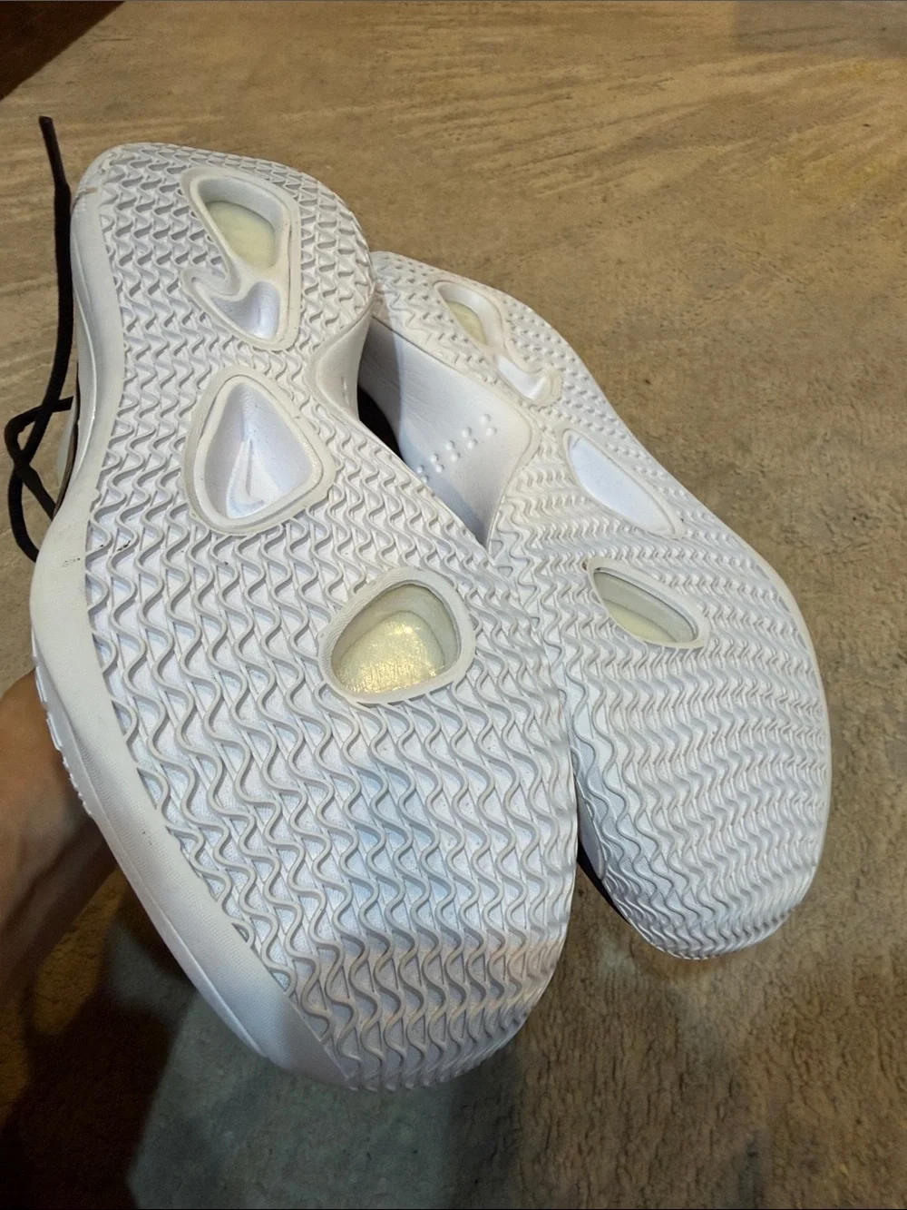 Nike men hyperdunk